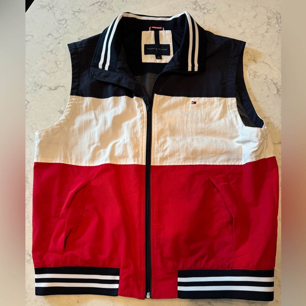 Men’s Tommy Hilfiger lightweight vest